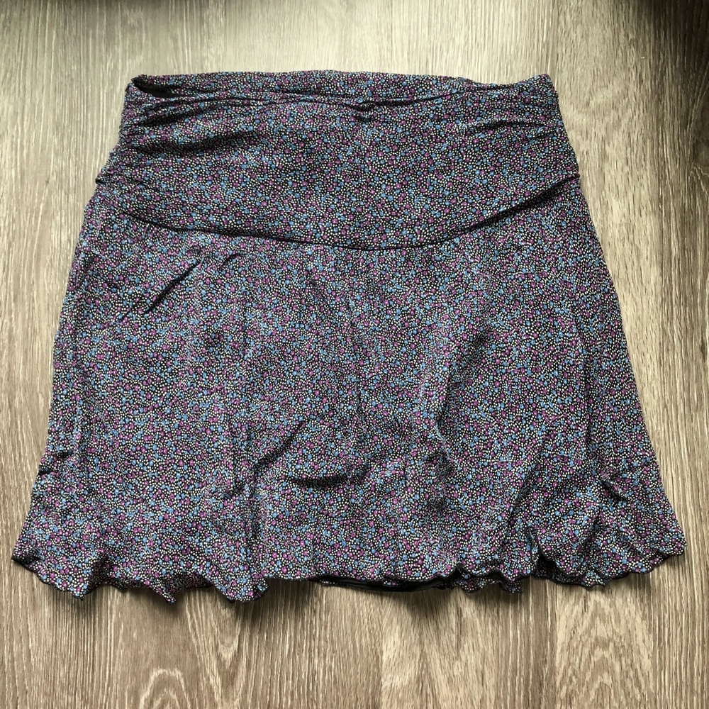💥3 for $10! Silk! Floral skirt, express, size 8